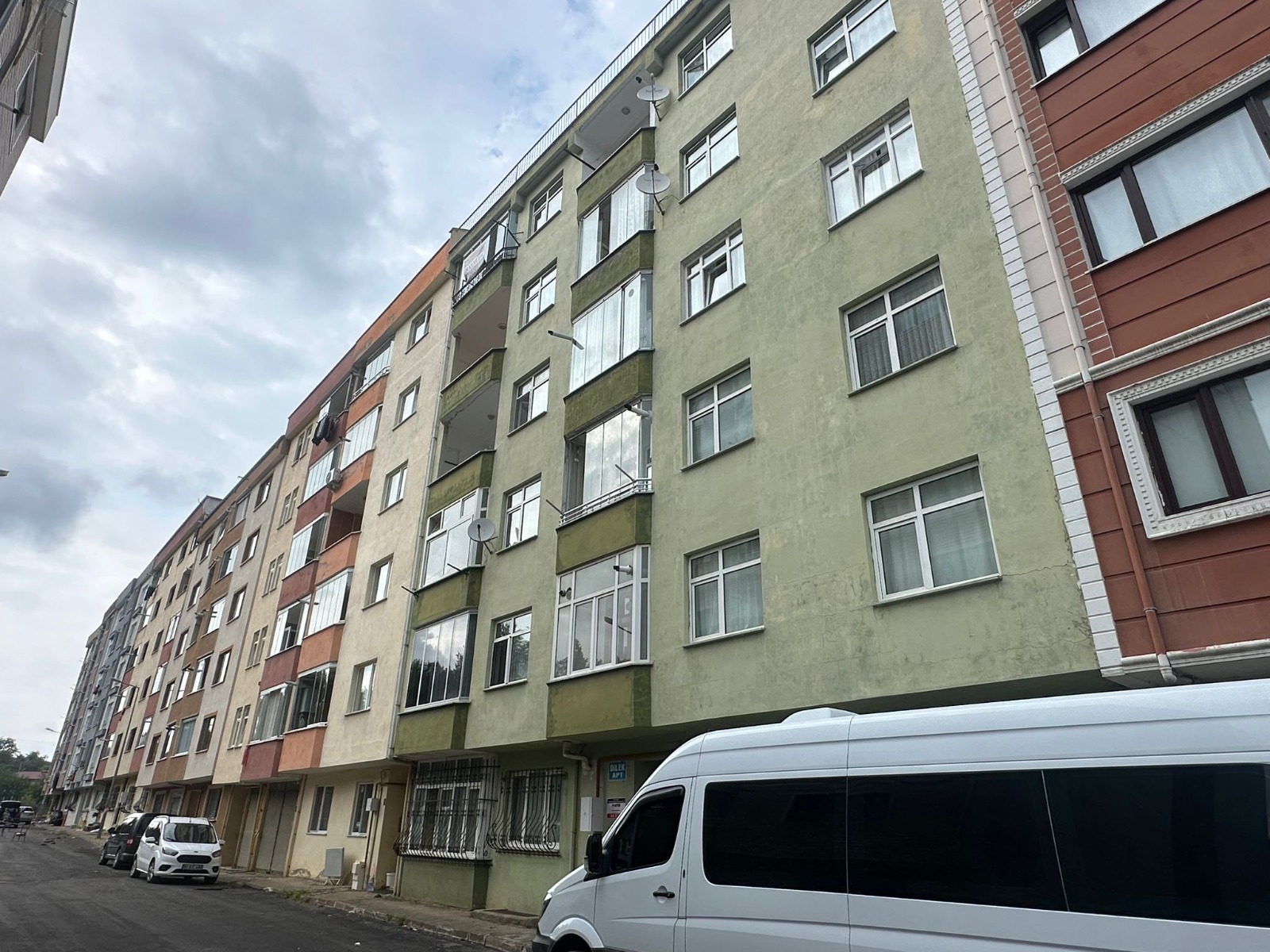 MABEL GAYRİMENKUL/FATİH ASANSÖRLÜ KOMBİLİ 3+1 SATILIK BOŞ DAİRE